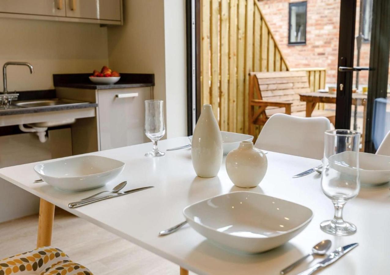 Roe Cottage Disabled Adapted 2 Bedroom Hot Tub Alcester Bagian luar foto